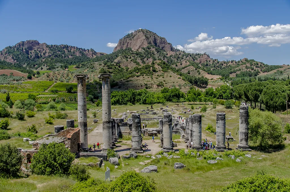 Travel To East And West Of Turkey; Follow The Footsteps Of Ptophets